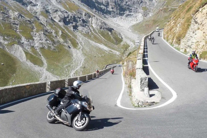 Альпы мотоцикл