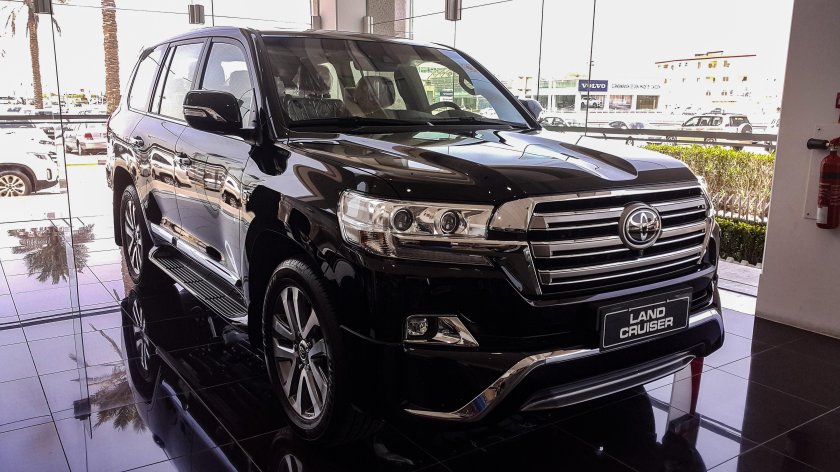 Toyota Land Cruiser 180