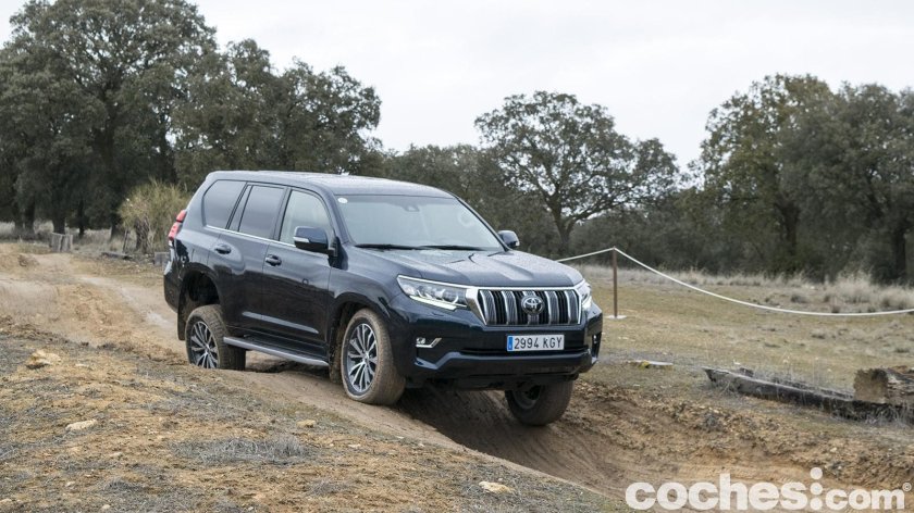 Toyota Land Cruiser 180