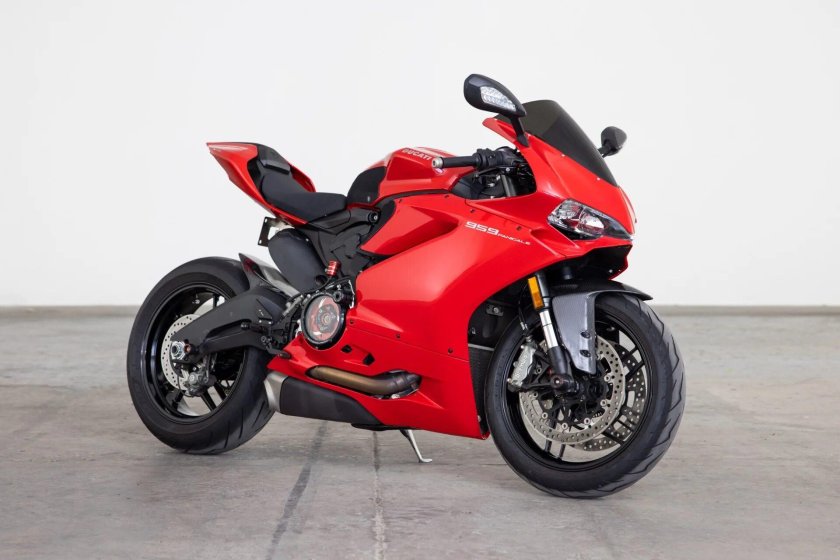 Мотоцикл ducati panigale