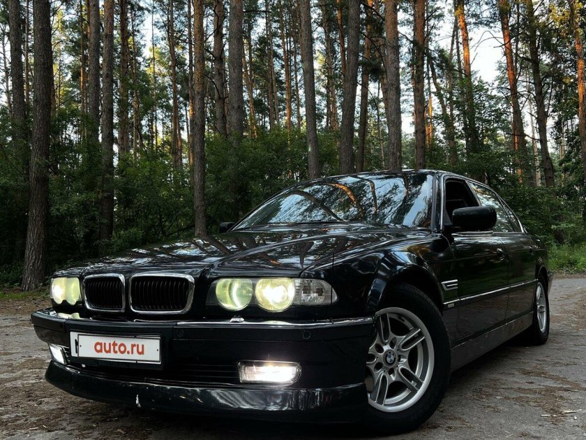 Бмв 7 серии 1999