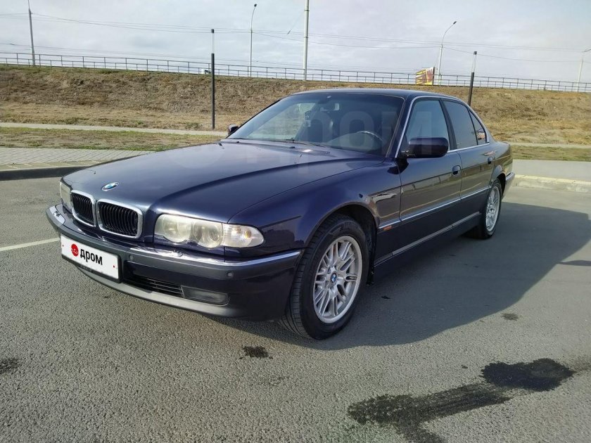 BMW 7 1995