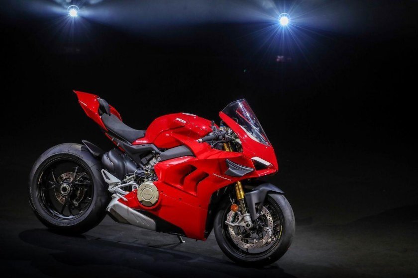 Мотоцикл Ducati Panigale v4