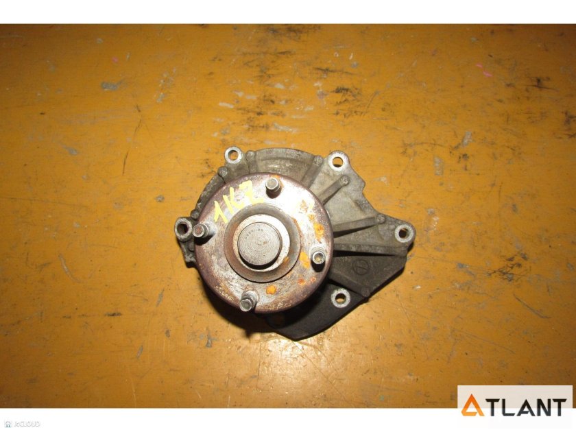 Водяная помпа тойота ланд крузер 200