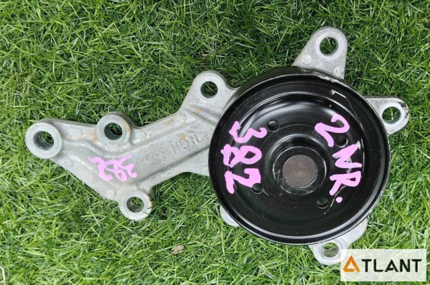 Помпа тойота королла 150