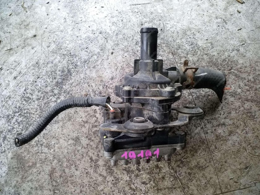 Помпа инвертора Тойота Эстима