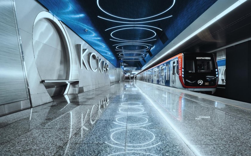 Метро Окская