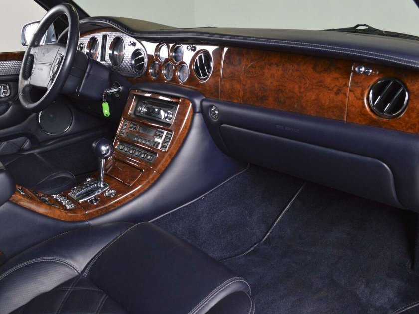 Бентли Арнаж 2003