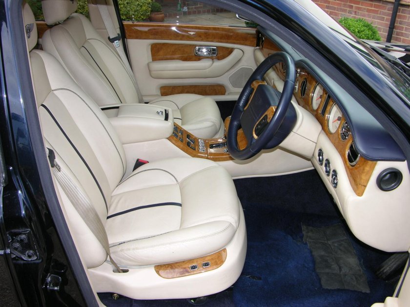 Bentley Arnage 2002 Interior
