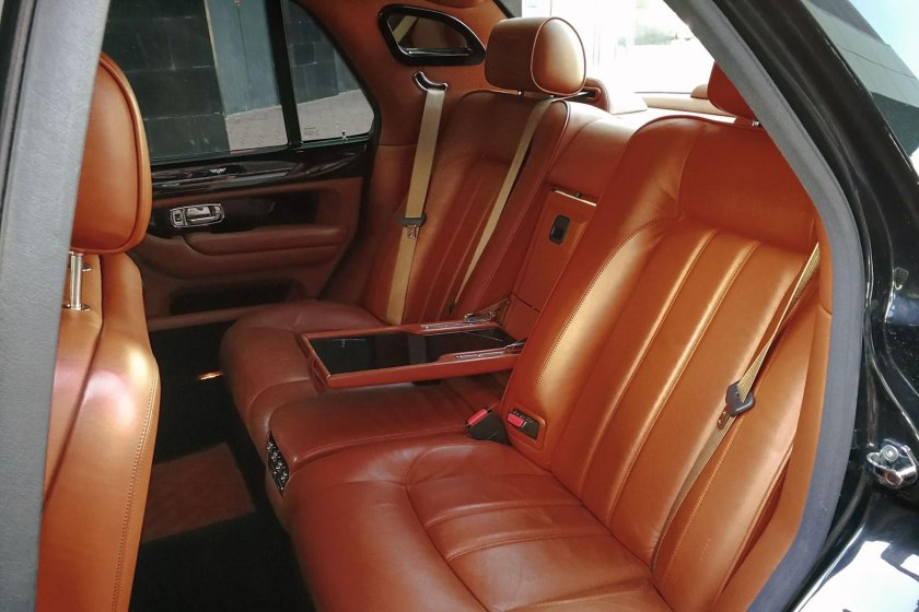 Bentley Arnage салон