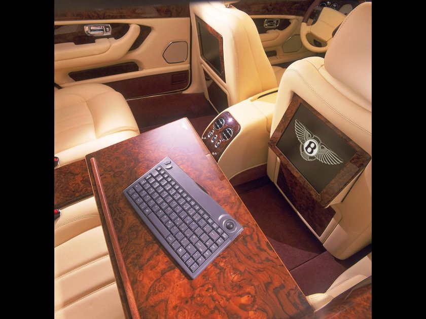 Бентли Арнаж RL