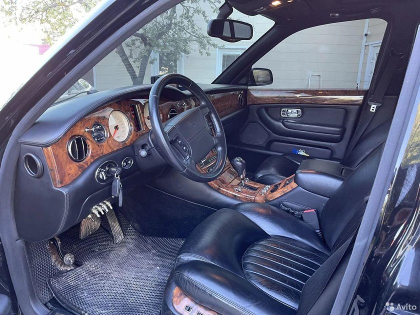 Бентли 1999 салон