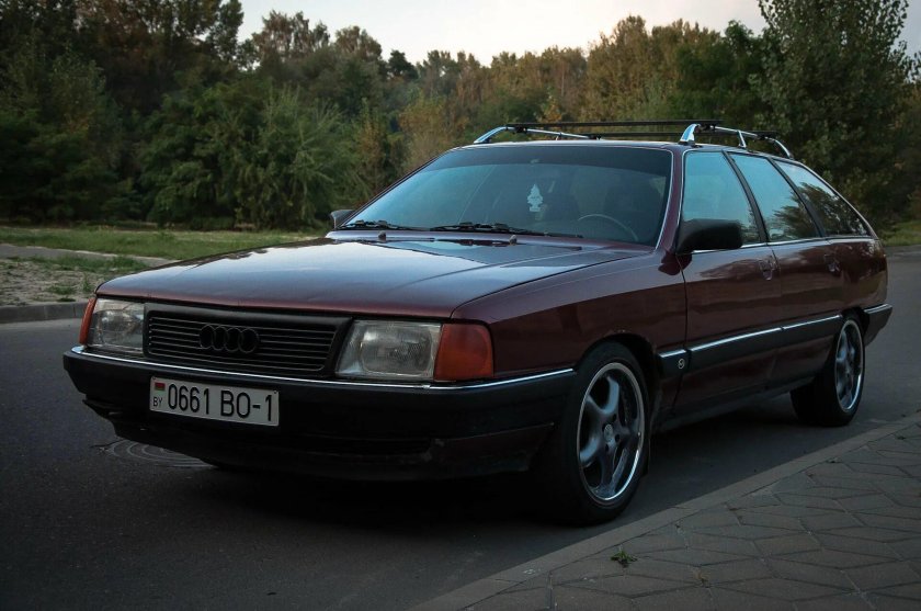 Ауди 100 с3 Авант