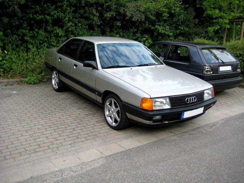 Ауди 100 с3 кватро