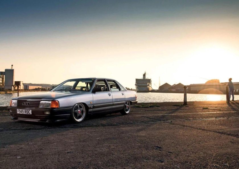 Audi 100 c3 стенс