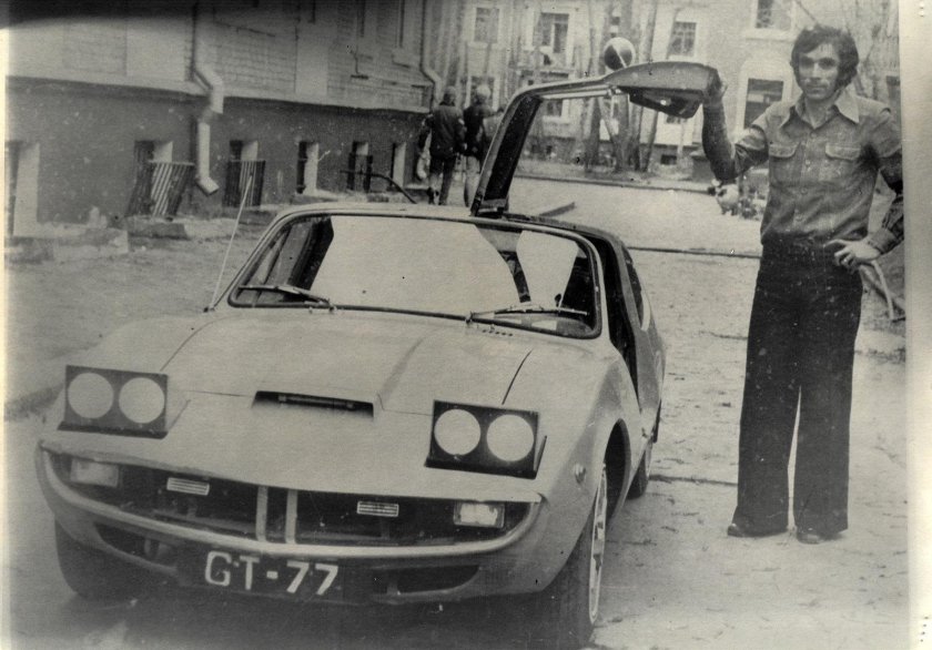 Москвич ГТ 77