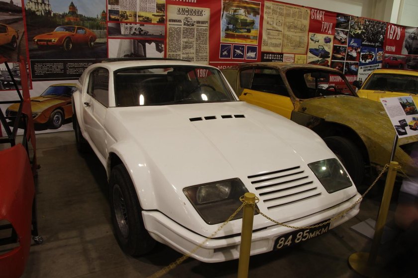 Выставка самодельных автомобилей