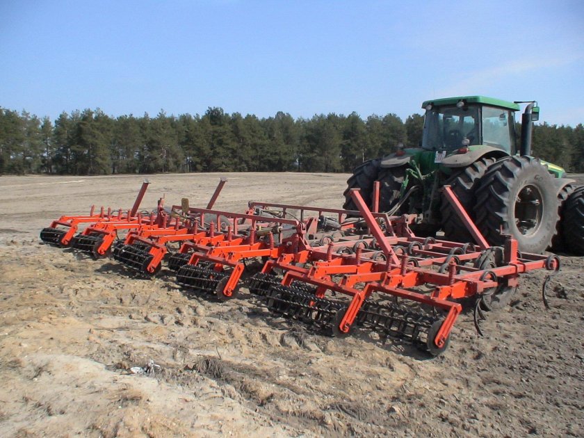 Предпосевной культиватор КПМ-10