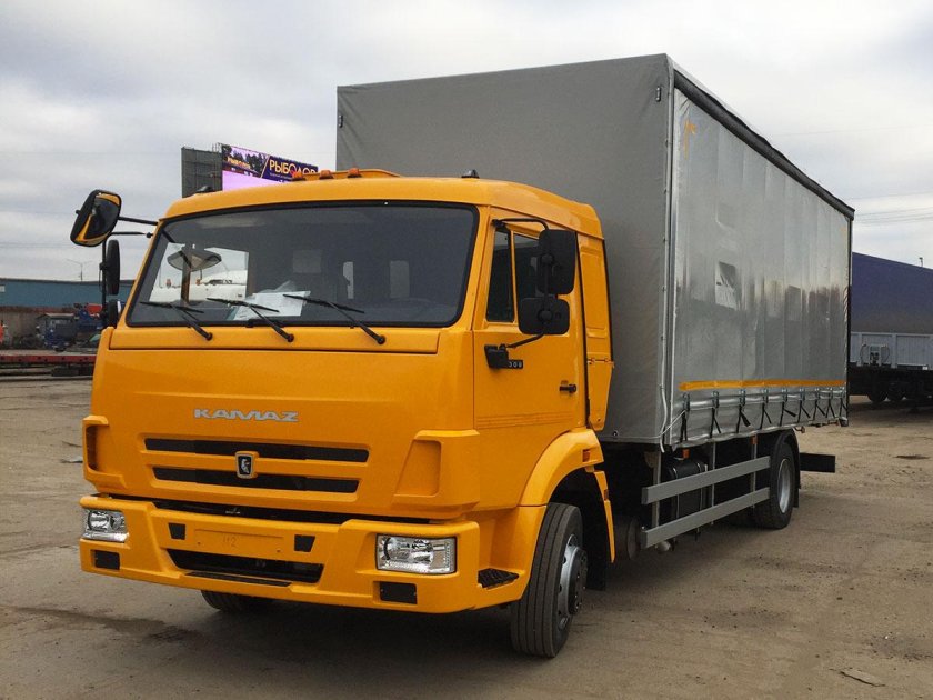 КАМАЗ 4308 шторно бортовой