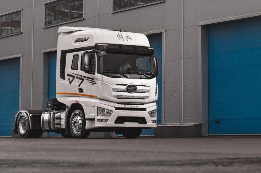 Седельный тягач FAW j7