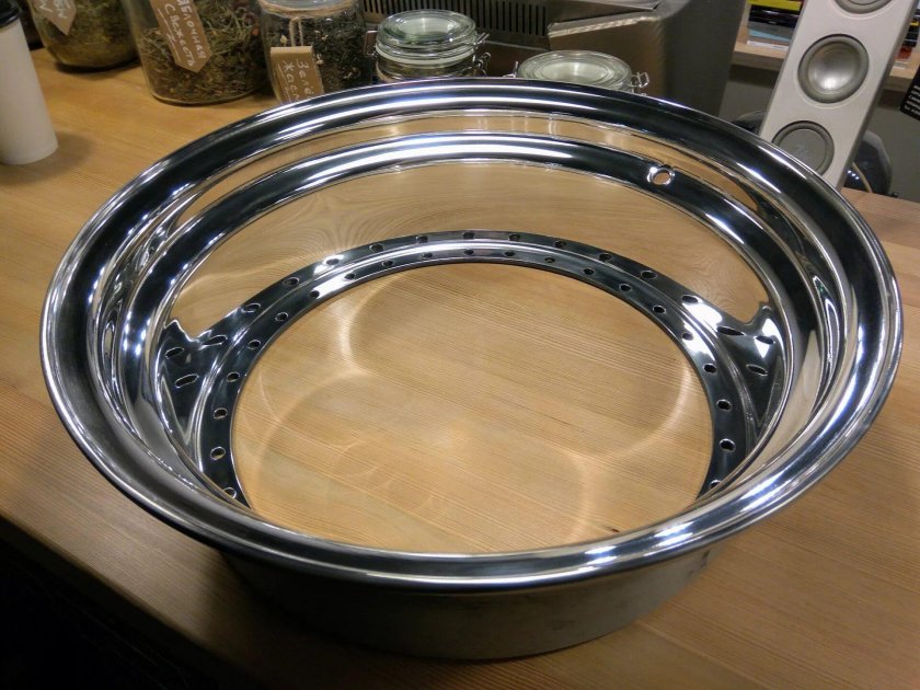 Полка диска полированная