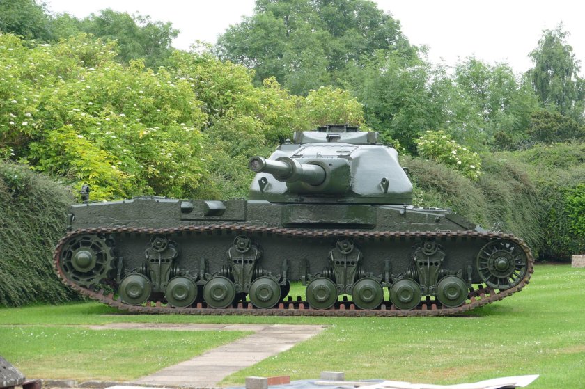 Британский танк конкерор