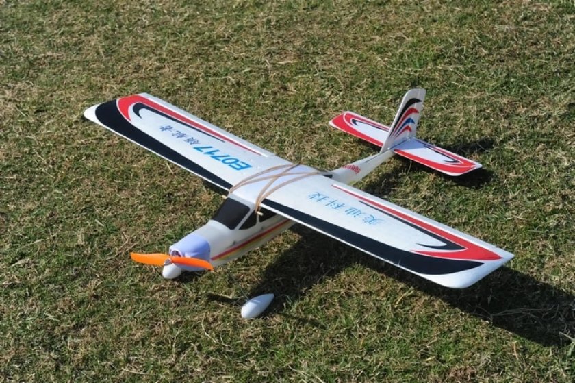 PML-1004rc "Колибри" - радиоуправляемая тренировочная авиамодель