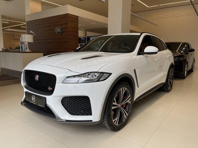 Jaguar f pace svr