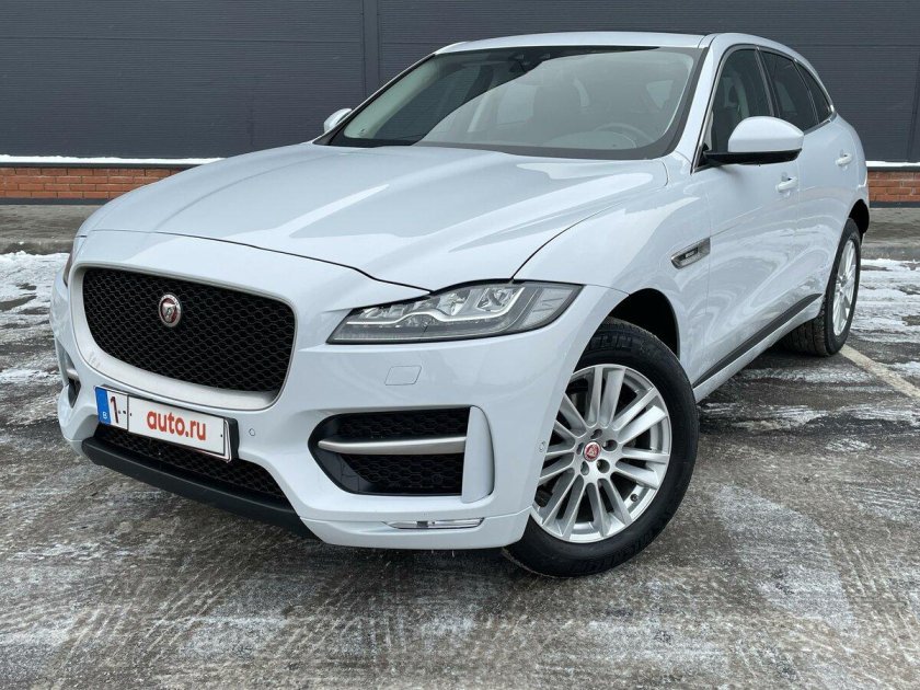 Ягуар внедорожник белый