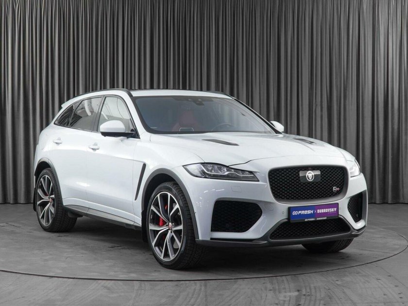 Jaguar f pace svr