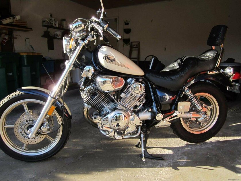 Yamaha xv1100 Virago