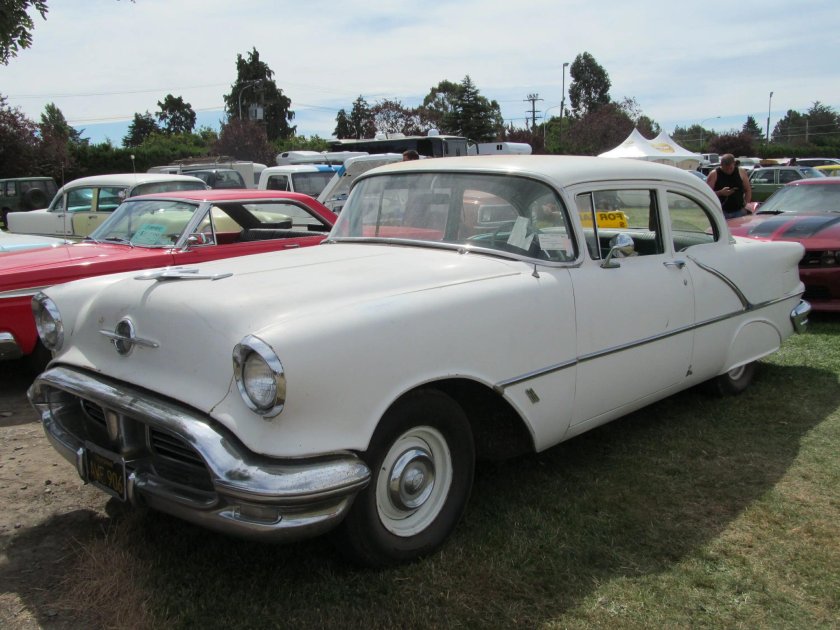 Oldsmobile 1956