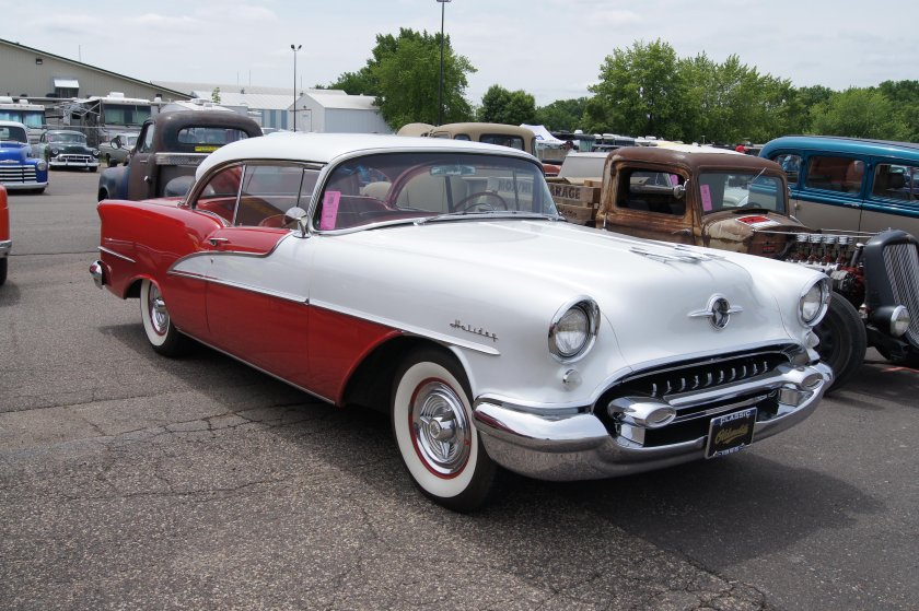 Олдсмобиль 98