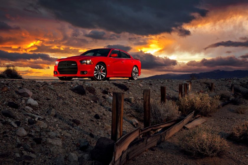 Dodge Charger srt8 Hellcat