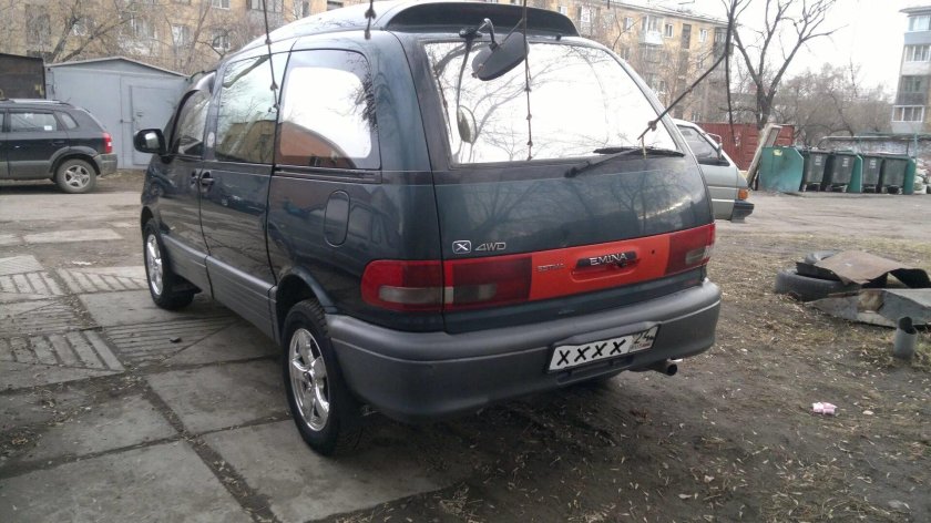 Тойота Эстима Эмина 1992
