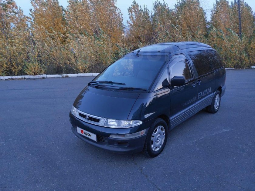 Тойота Эстима 1995