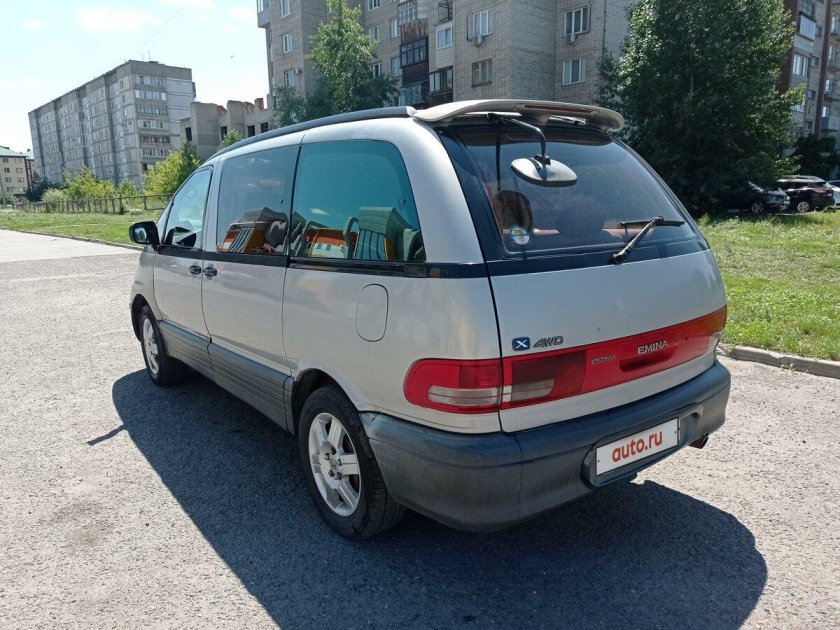 Тойота Эстима 1992
