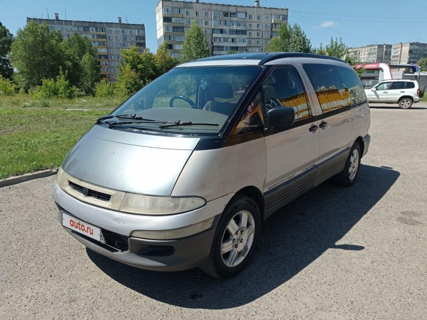 Тойота Эстима Эмина 1992