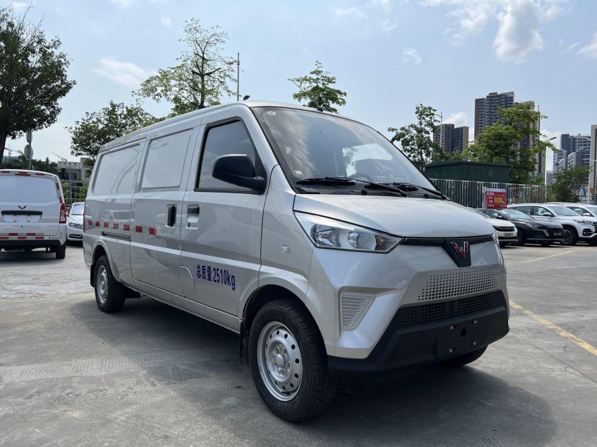 Wuling ev50