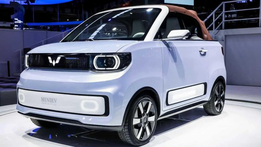 Китайский электромобиль Wuling Hongguang Mini ev