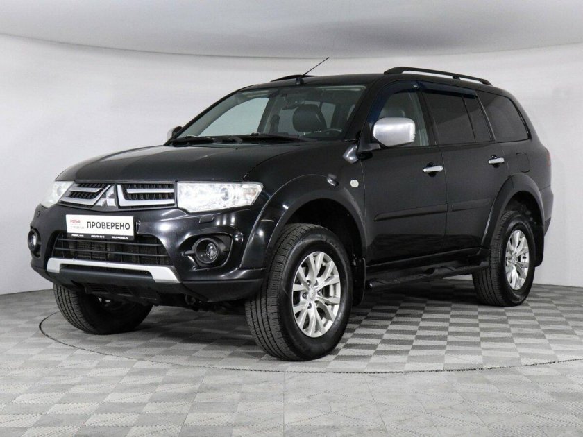 Mitsubishi pajero sport 2014