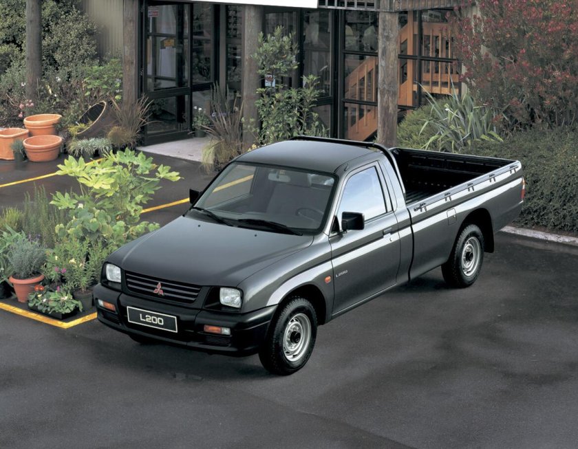 Mitsubishi l200 пикап