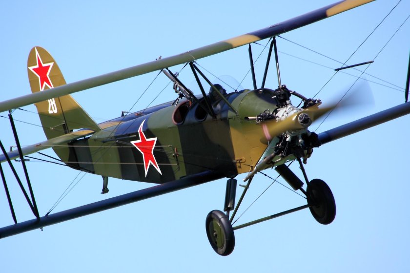 Биплан по-2 бомбардировщик