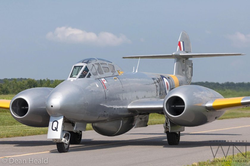 Gloster Meteor самолет