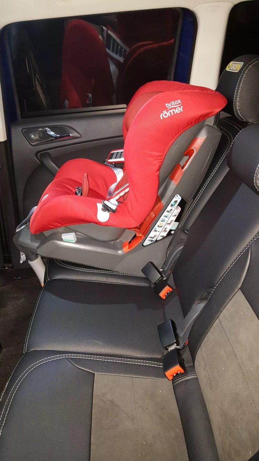 Geburt автокресло с Isofix