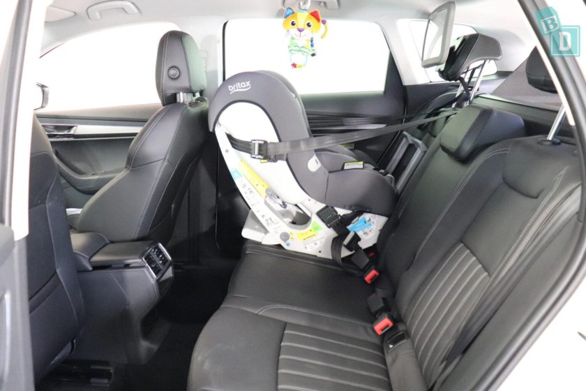 Шкода Фабия 2 изофикс