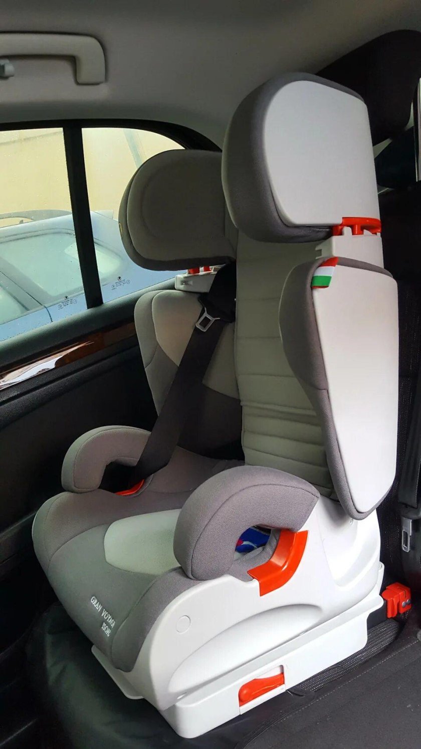 Детское автокресло Brio