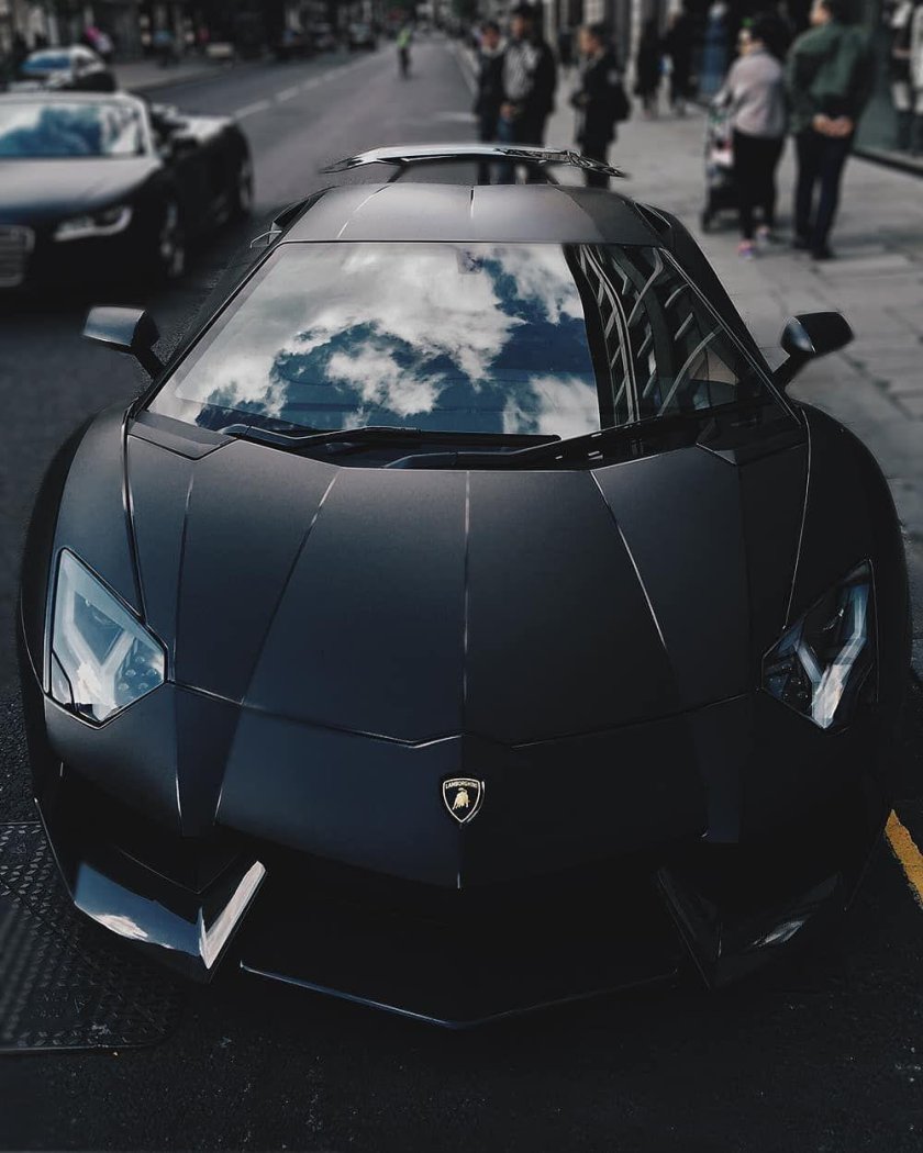 Ламборгини r8