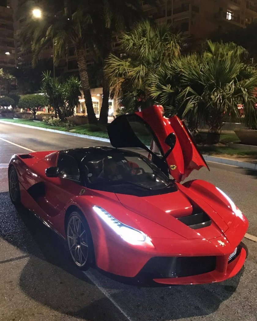 Ferrari LAFERRARI