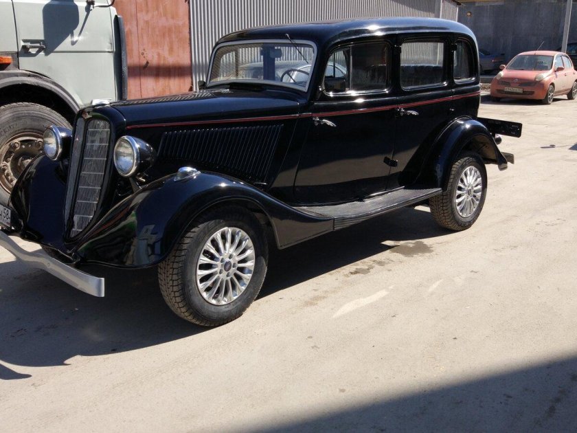 ГАЗ м1 и Форд